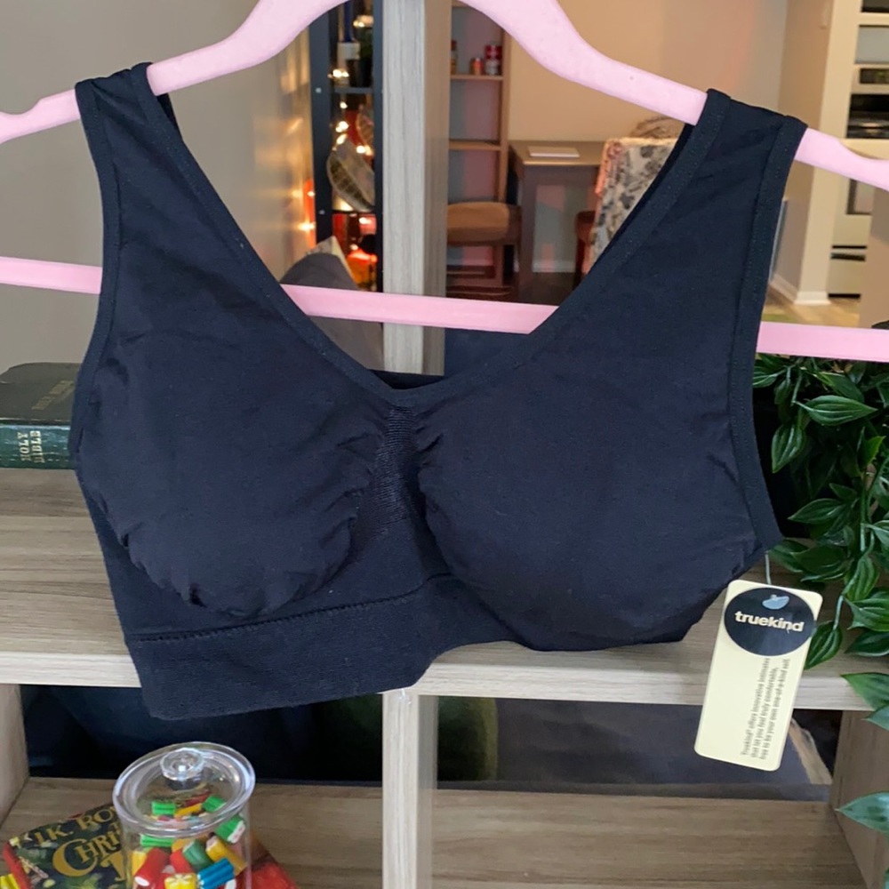 NWT Truekind shapermint daily comfort bra